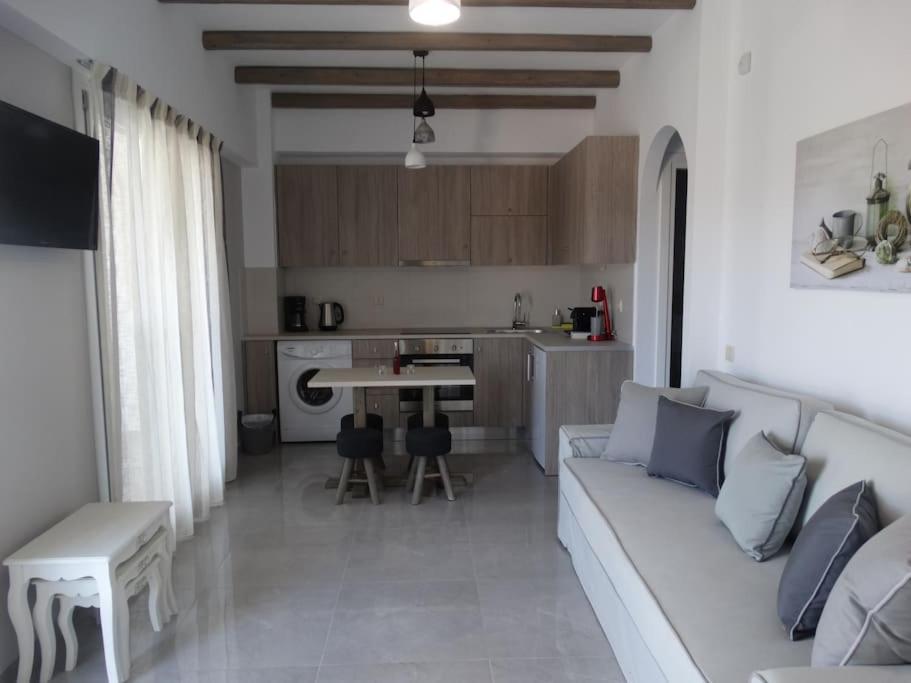 Skopelitis Village Katapola Bagian luar foto